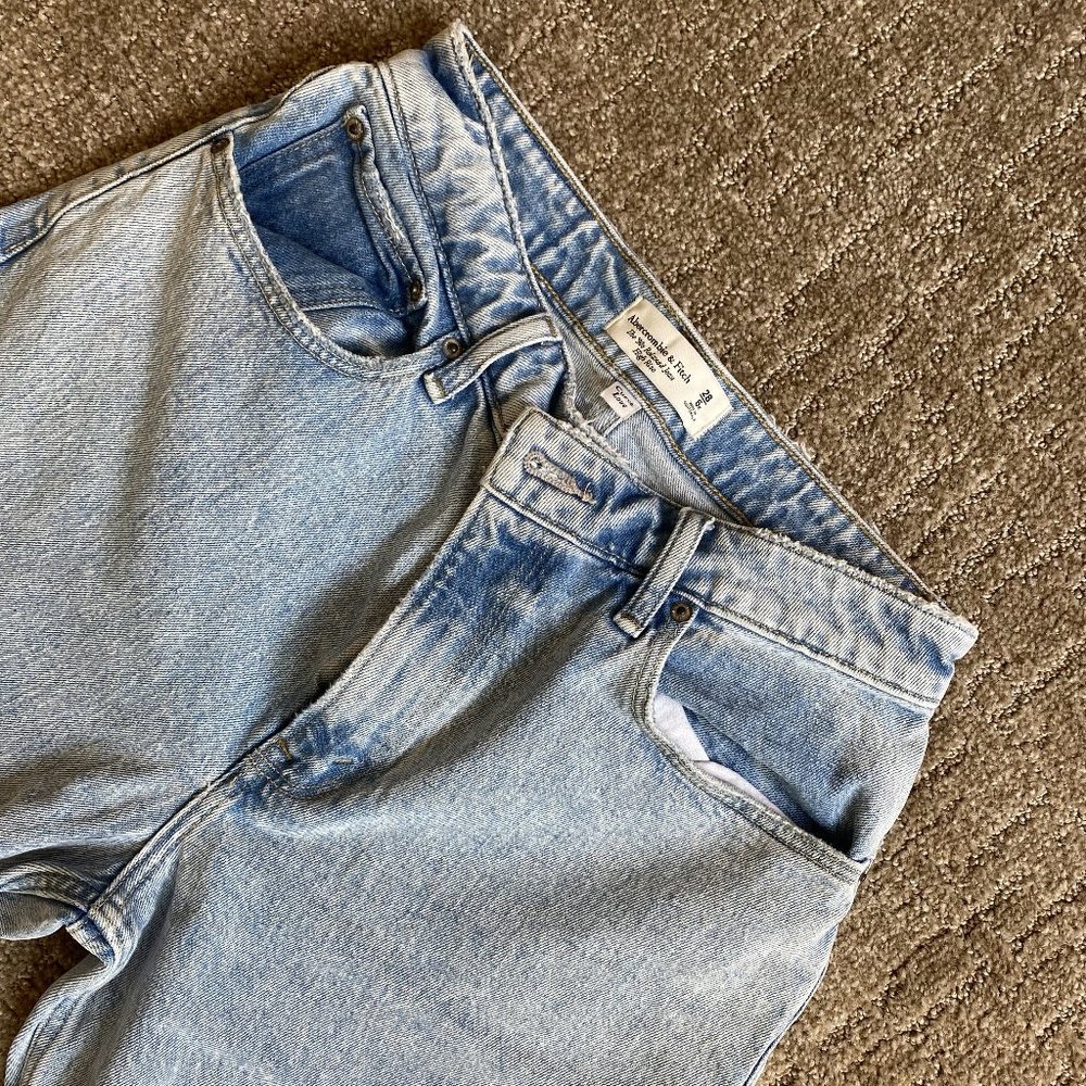 Curve Love High Rise 90s Relaxed Jean